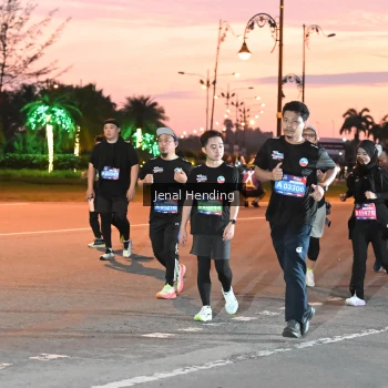 Runner Photo 3548307