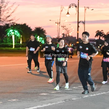 Runner Photo 3548309