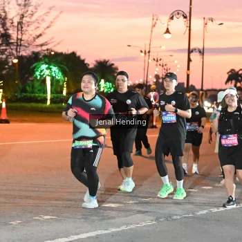 Runner Photo 3548323