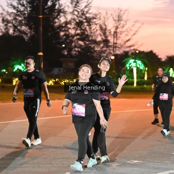 Runner Photo 3548344