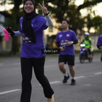 Runner Photo 3548352