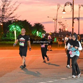 Runner Photo 3548375