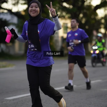 Runner Photo 3548379