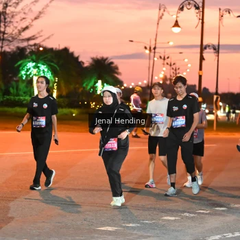 Runner Photo 3548389