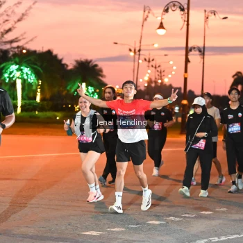 Runner Photo 3548392