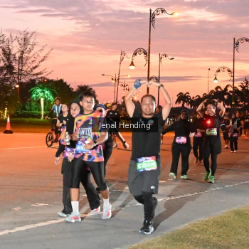 Runner Photo 3548406