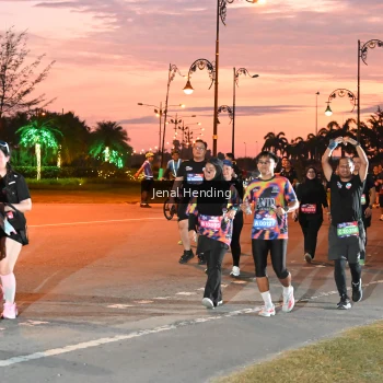 Runner Photo 3548410