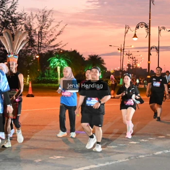 Runner Photo 3548411