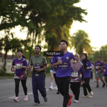 Runner Photo 3548415