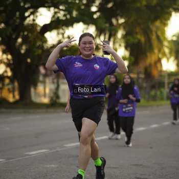 Runner Photo 3548451
