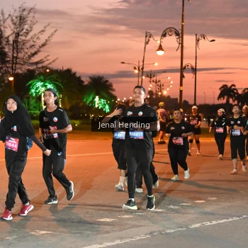 Runner Photo 3548516