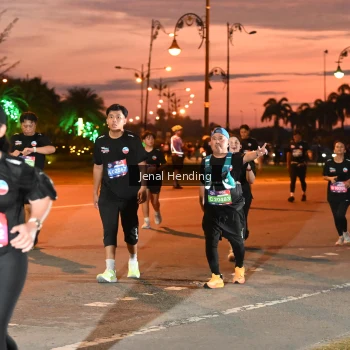 Runner Photo 3548533