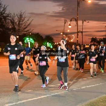 Runner Photo 3548642