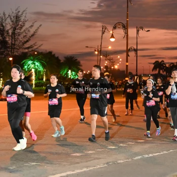 Runner Photo 3548643