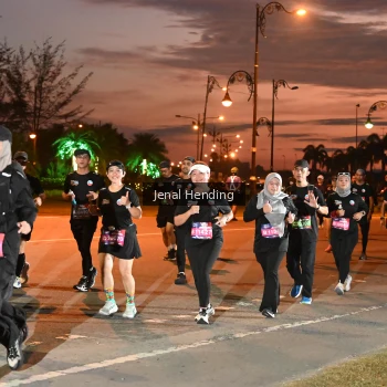 Runner Photo 3548657