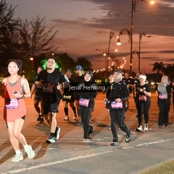 Runner Photo 3548663