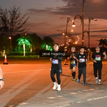 Runner Photo 3548704