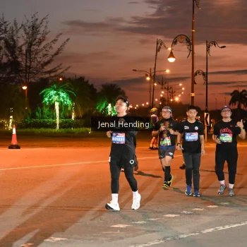 Runner Photo 3548706