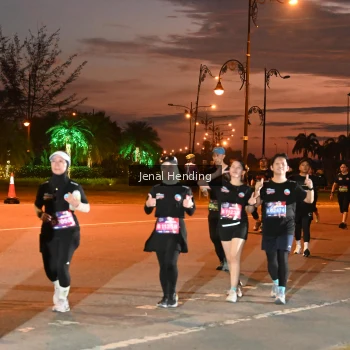 Runner Photo 3548710