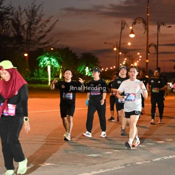 Runner Photo 3548773
