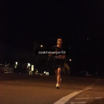 Runner Photo 3548994
