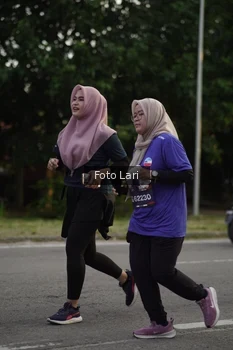 Runner Photo 3548998