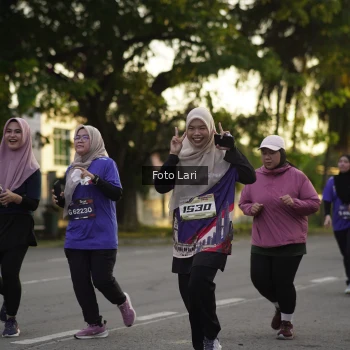 Runner Photo 3549001