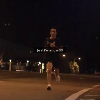 Runner Photo 3549005
