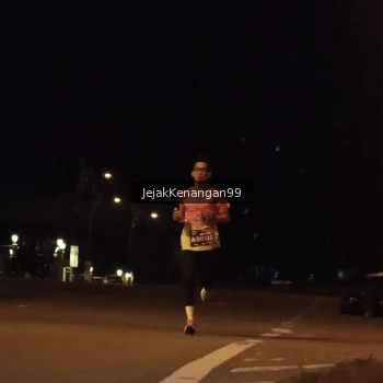 Runner Photo 3549023
