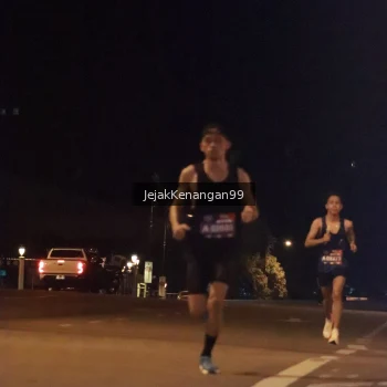 Runner Photo 3549045
