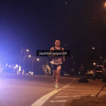 Runner Photo 3549060