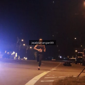 Runner Photo 3549063