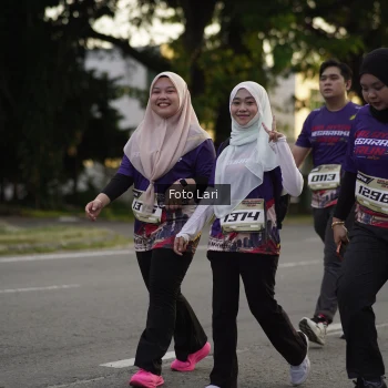 Runner Photo 3549076