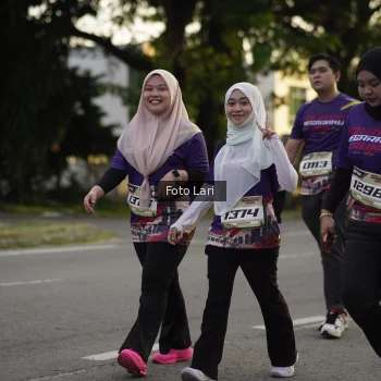 Runner Photo 3549078