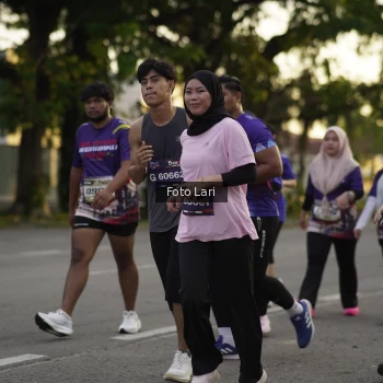 Runner Photo 3549080
