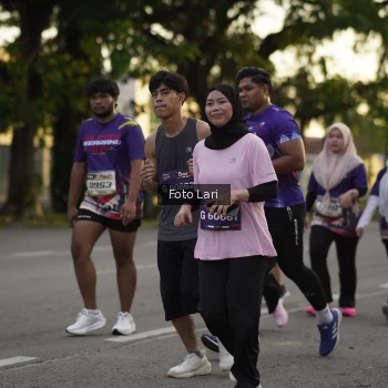 Runner Photo 3549083