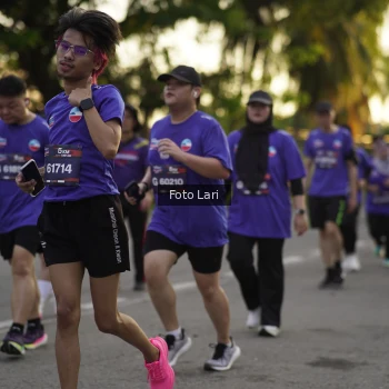 Runner Photo 3549100
