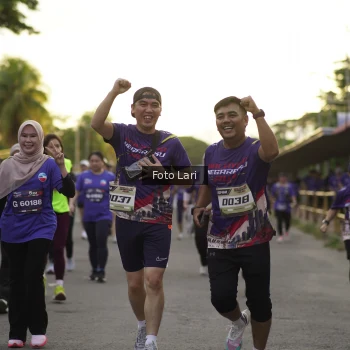 Runner Photo 3549105