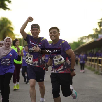 Runner Photo 3549113