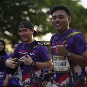 Runner Photo 3549114
