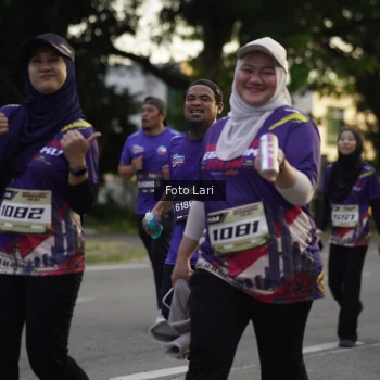 Runner Photo 3549122