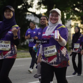 Runner Photo 3549125