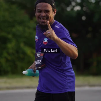 Runner Photo 3549130