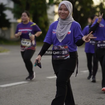Runner Photo 3549153