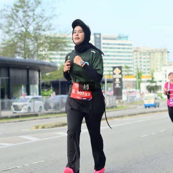 Runner Photo 3549360