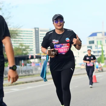 Runner Photo 3549363