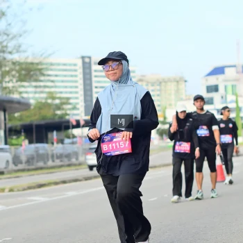 Runner Photo 3549390