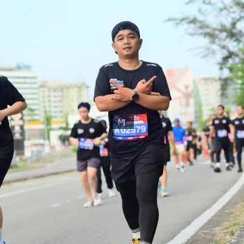 Runner Photo 3549419