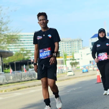 Runner Photo 3549494