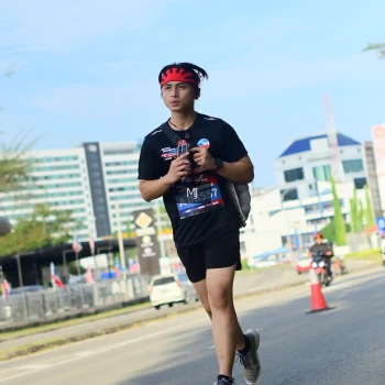 Runner Photo 3549499